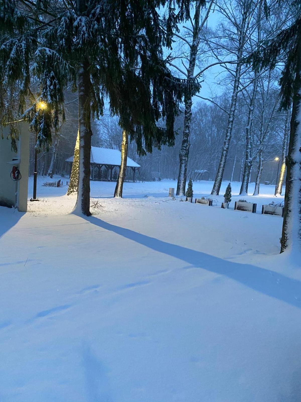 Hotel Restauracja Cztery Pory Roku Orneta エクステリア 写真