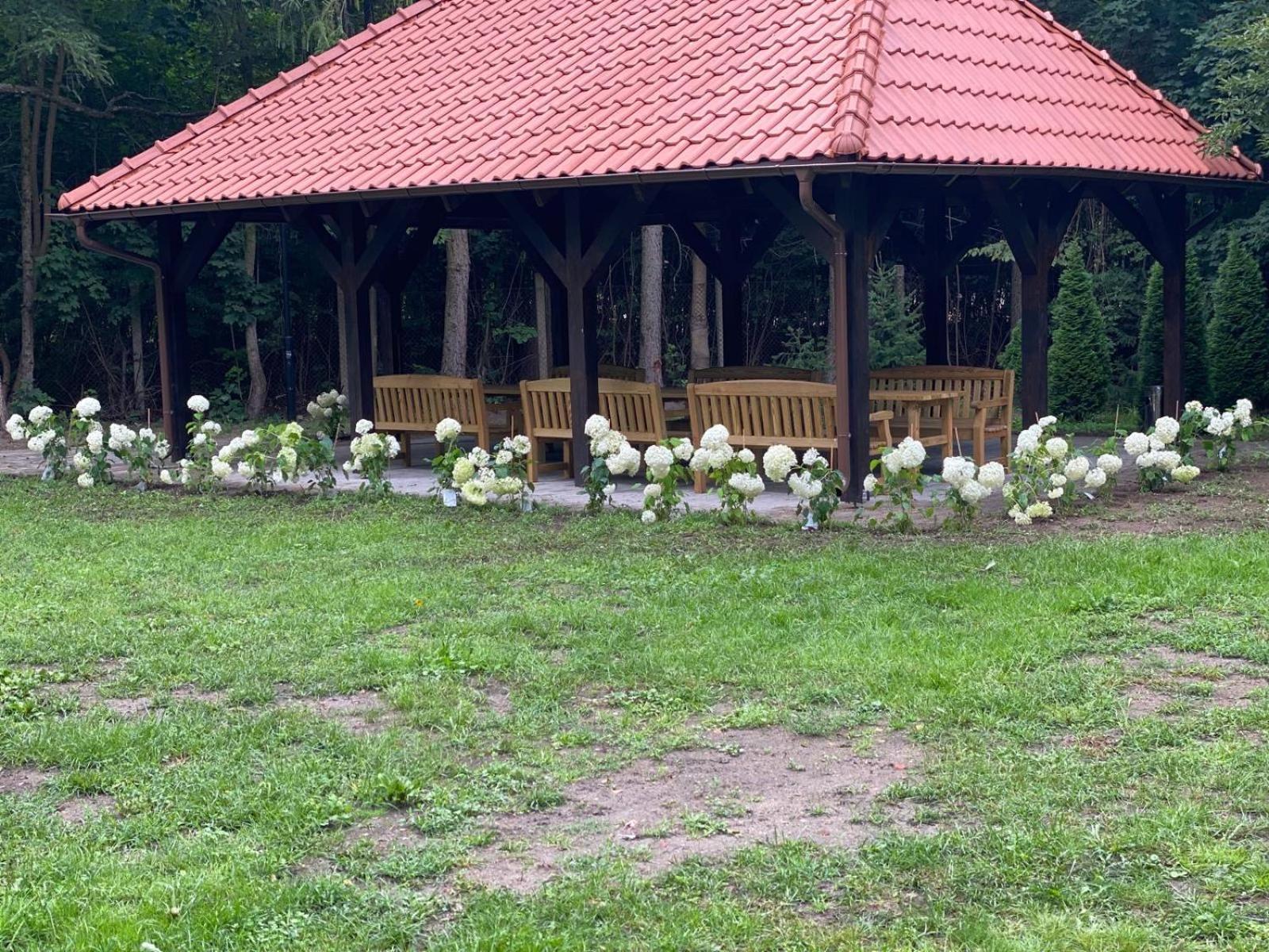 Hotel Restauracja Cztery Pory Roku Orneta エクステリア 写真