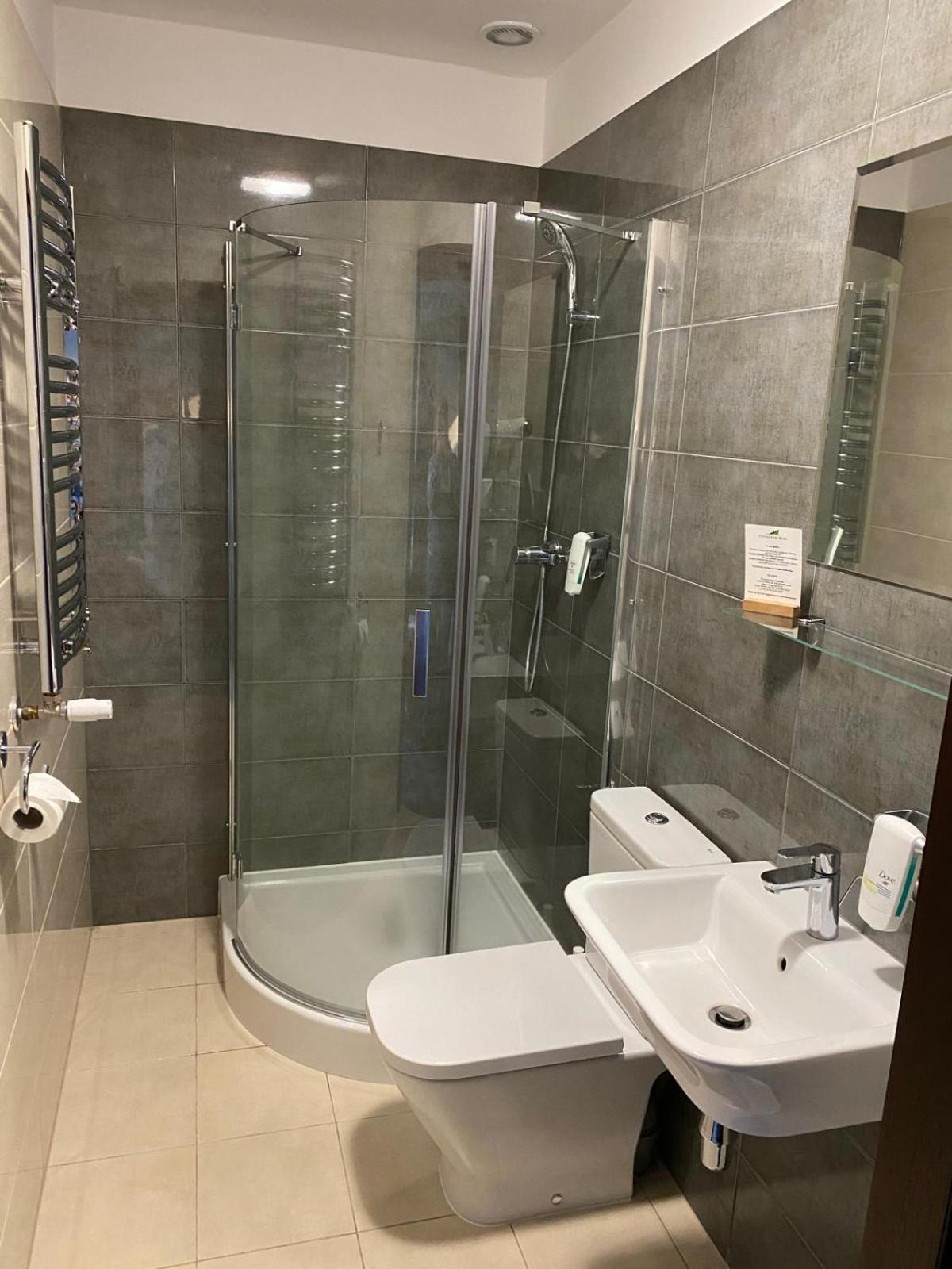 Hotel Restauracja Cztery Pory Roku Orneta エクステリア 写真