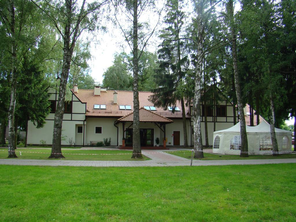 Hotel Restauracja Cztery Pory Roku Orneta エクステリア 写真